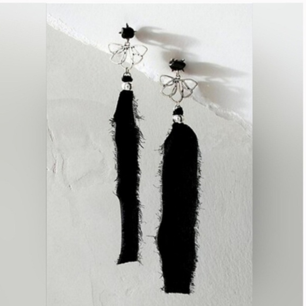 NWT Free People, Lulu Dangles Earrings, Black Velvet Ribbon